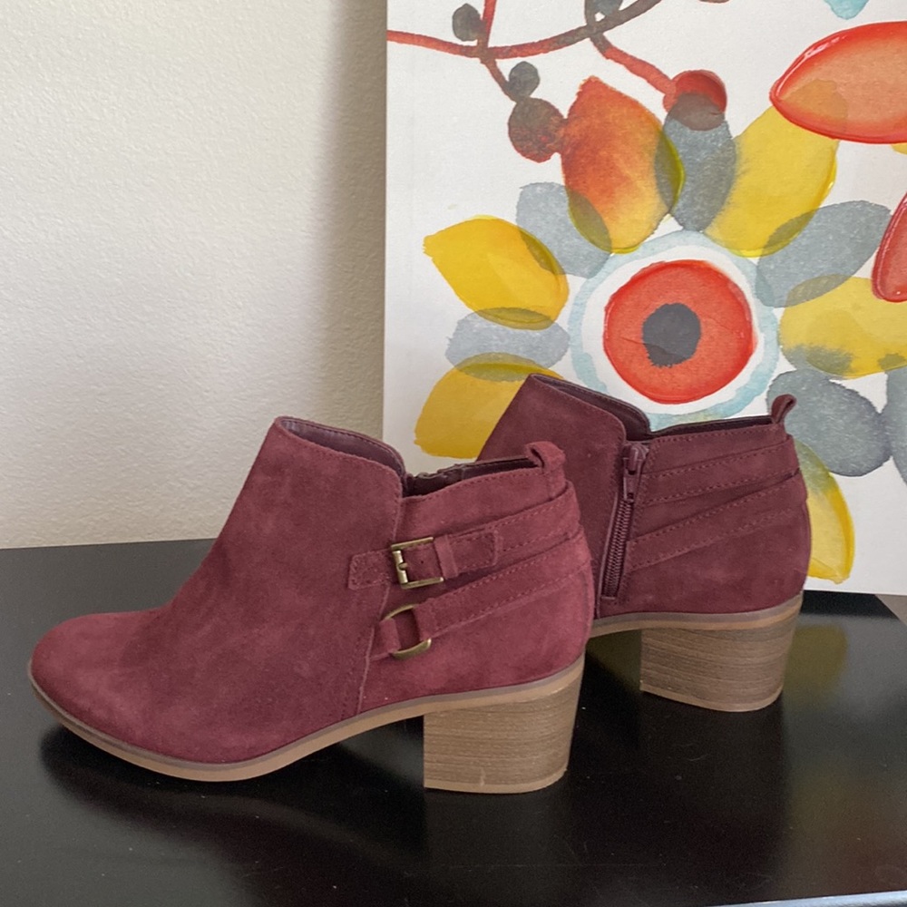 NEW - Sonoma - Ankle Booties, Burgundy (Size 10) - Picture 3 of 4
